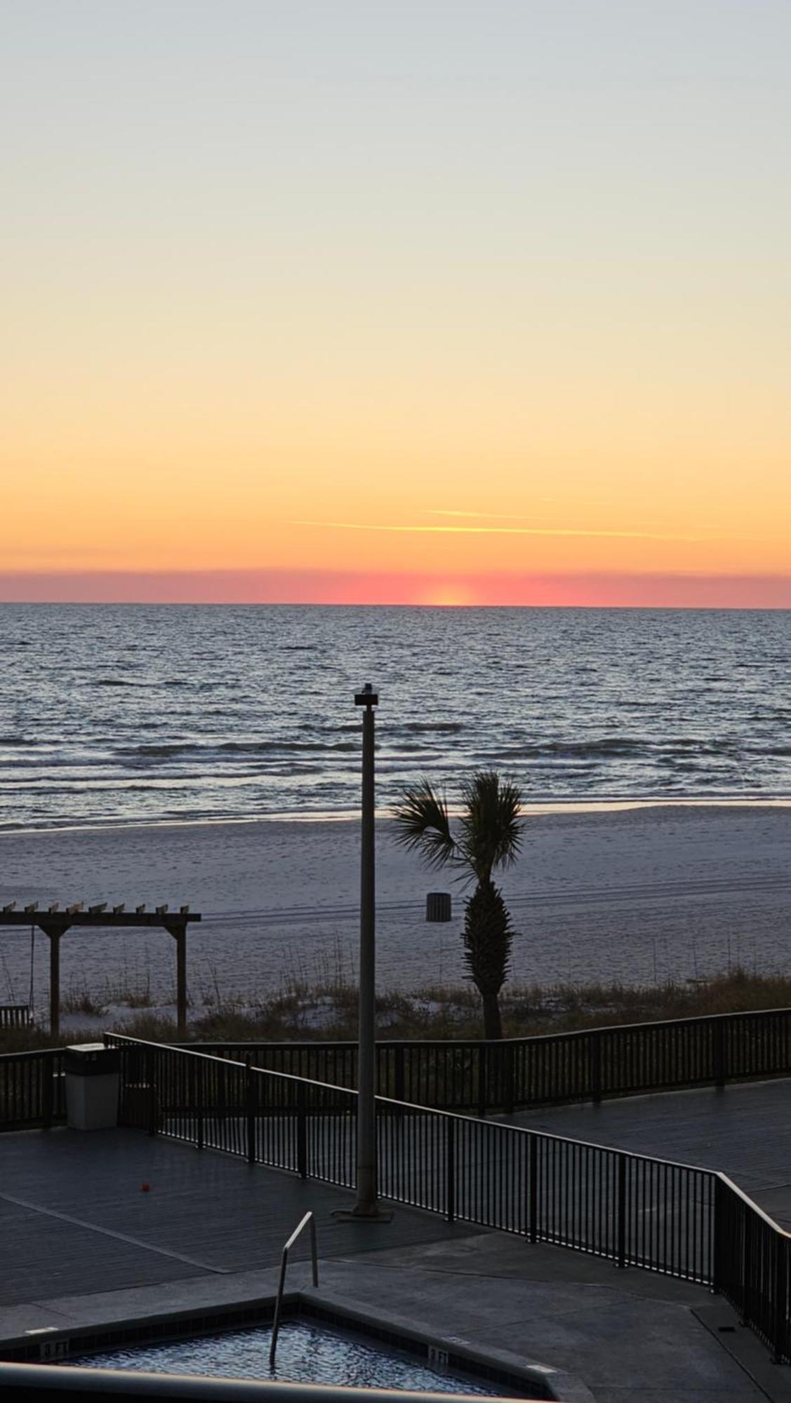 Winter Special! Renovated Resort Condo - On The Beach! Panama City Beach Exteriér fotografie